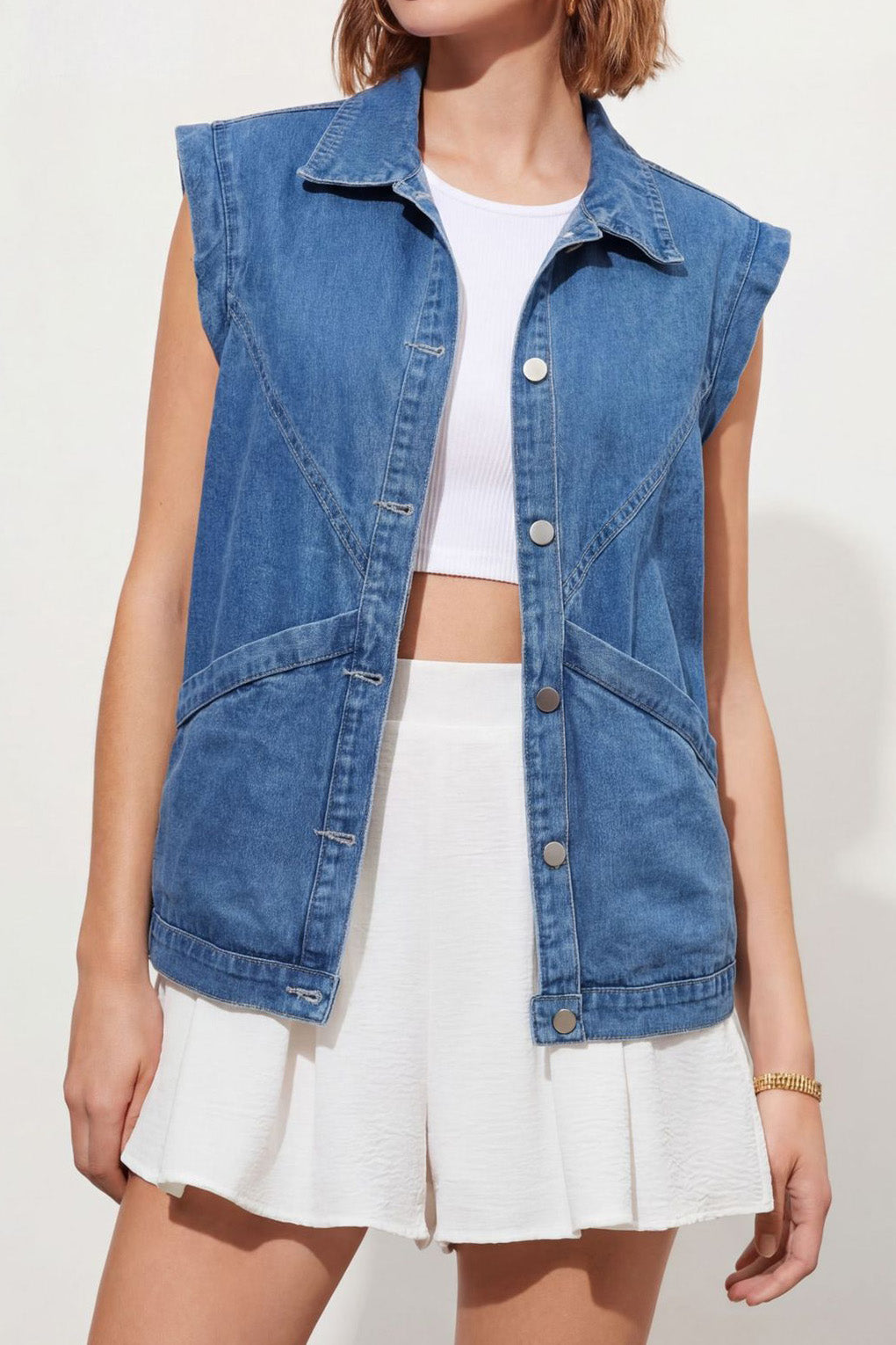 Relaxed Button-Down Sleeveless Denim Vest