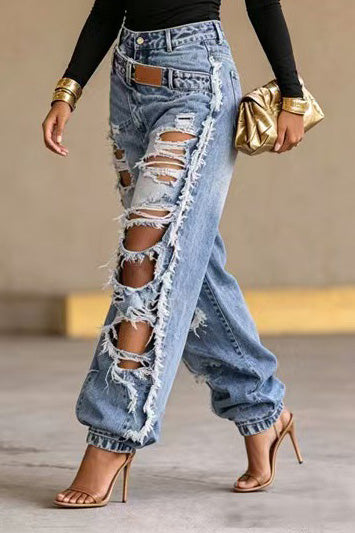 Distressed Crossover Baggy Jeans