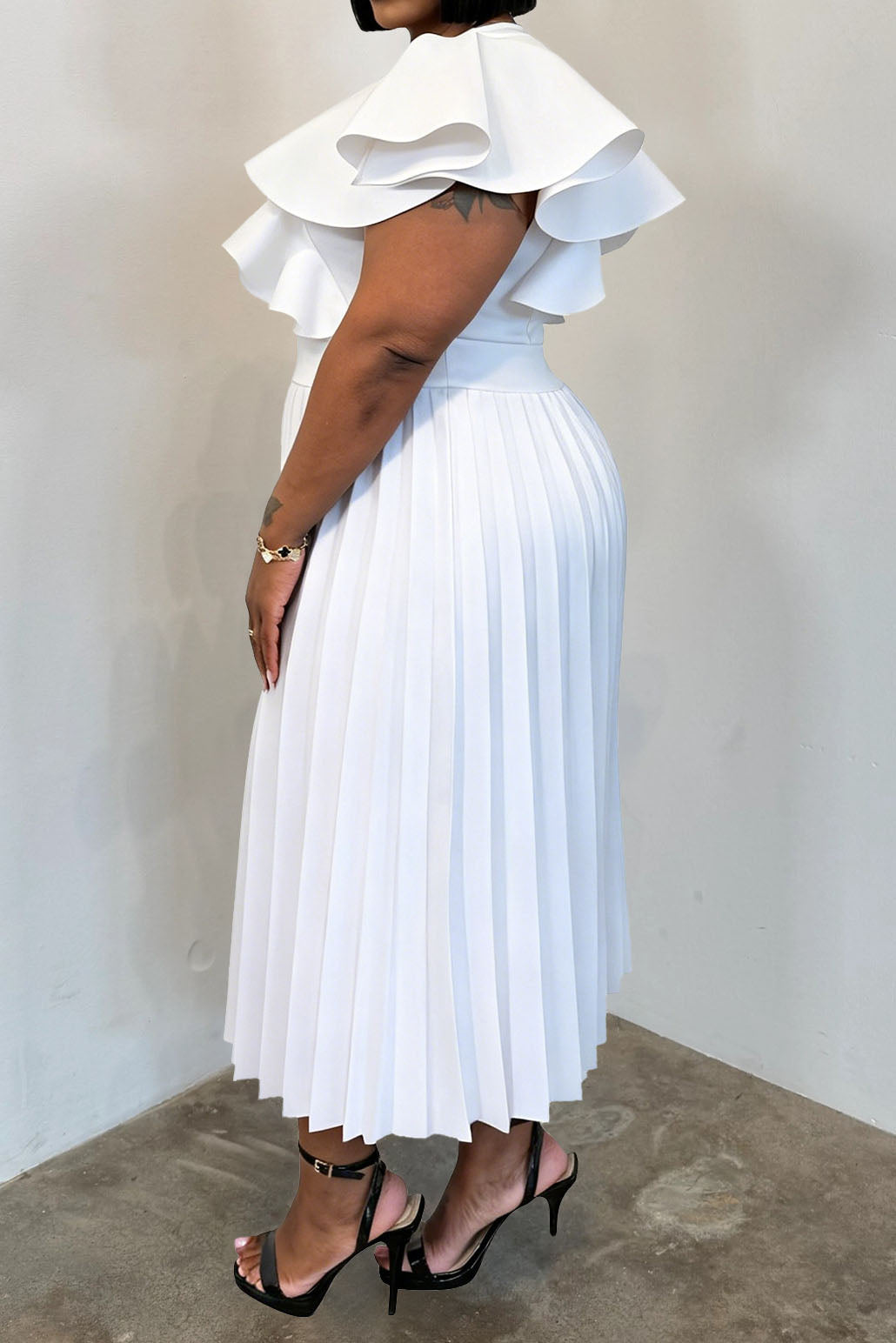 Plus Size Ruffle Sleeve Pleated Dress