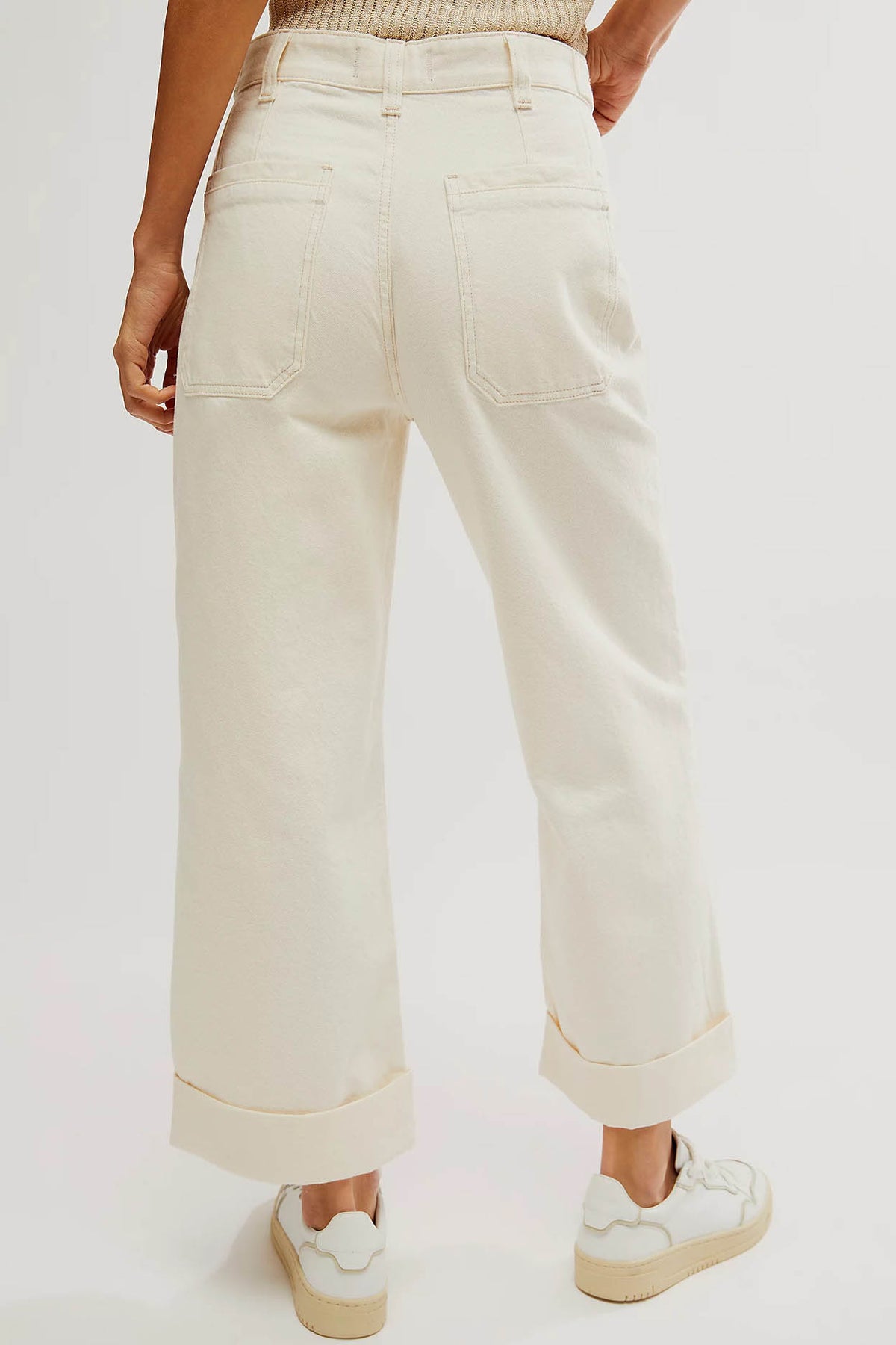 Washed Wide Leg Cuffed Jeans