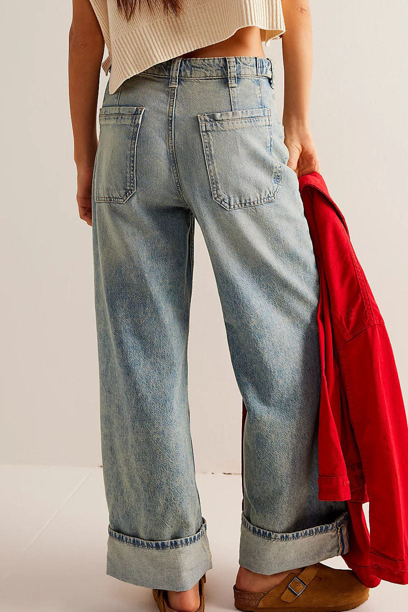 Classic Mid-Rise Comfort Jeans