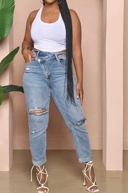 Distressed High Waist Jeans
