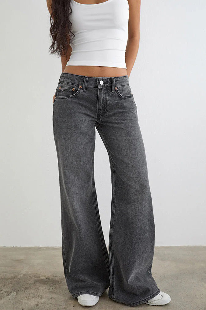 Low Rise Relaxed Wide Leg Jeans