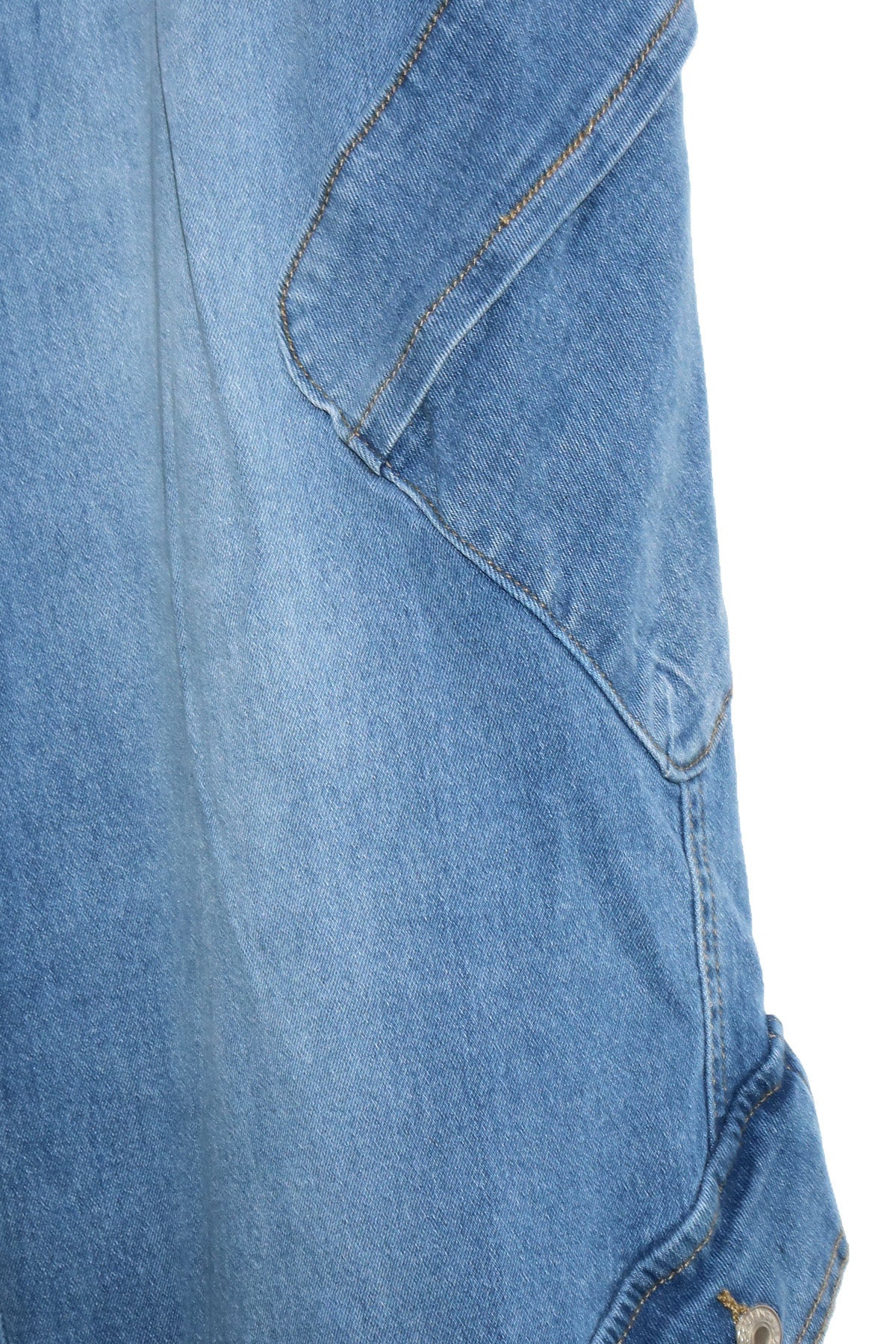 Light Blue Loose Fit Multi-Pocket Jeans