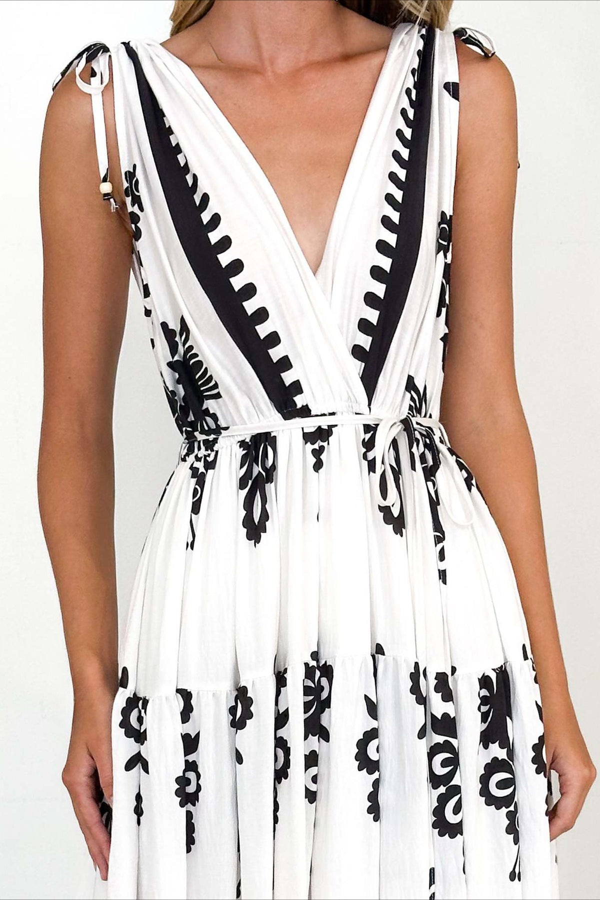 Bohemian Floral Print V-Neck Maxi Dress