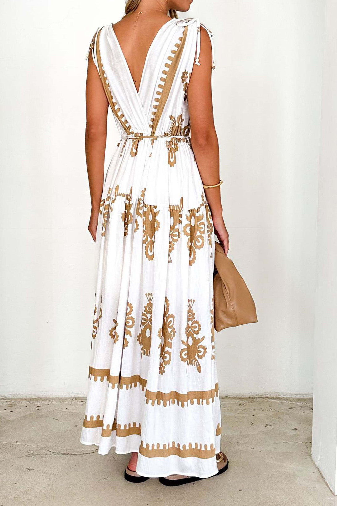 Bohemian Floral Print V-Neck Maxi Dress