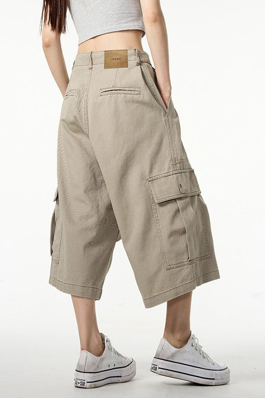Baggy Cargo Capri Jeans with Utility Pockets