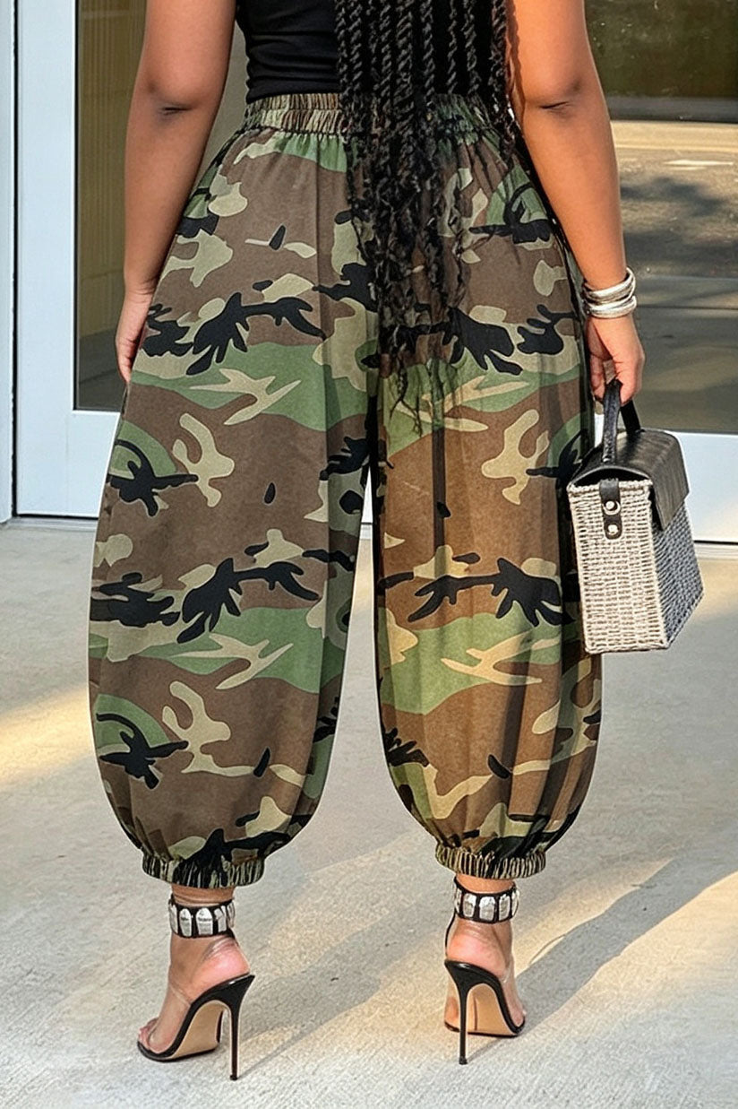 Camo Print Balloon Cropped Pants