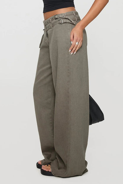 Low-Rise Wide-Leg Cargo Jeans