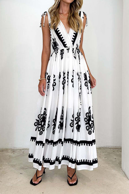 Bohemian Floral Print V-Neck Maxi Dress