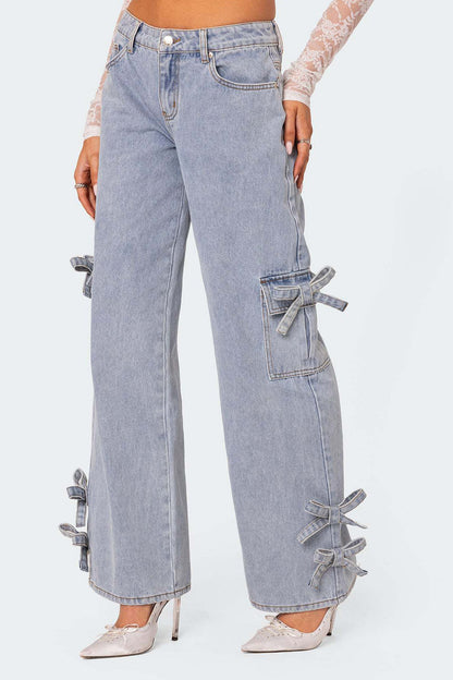 Low Rise Wide Leg Cargo Jeans