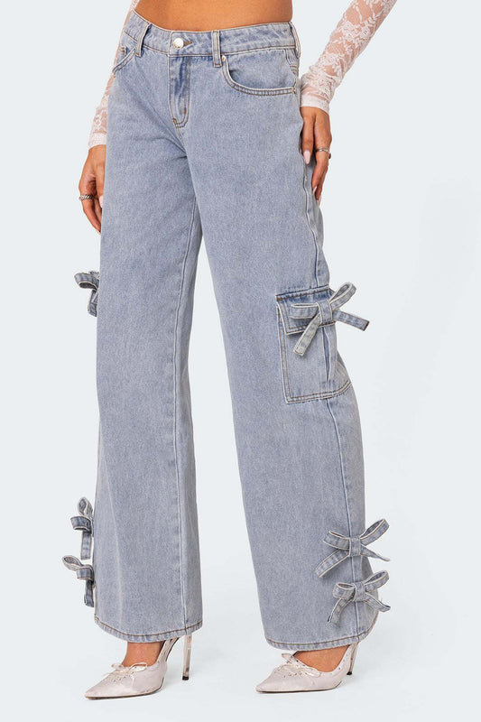 Low Rise Wide Leg Cargo Jeans