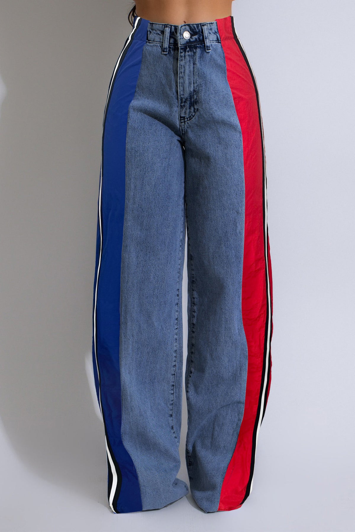 Wide Jeans with Wide Contrast Side Lines