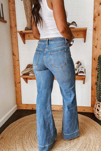 Washed Stretch Straight Leg Jeans