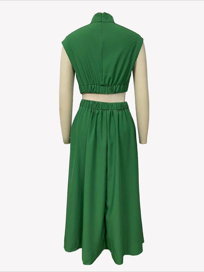 Mock Neck Cut Out Pleated Maxi Dress