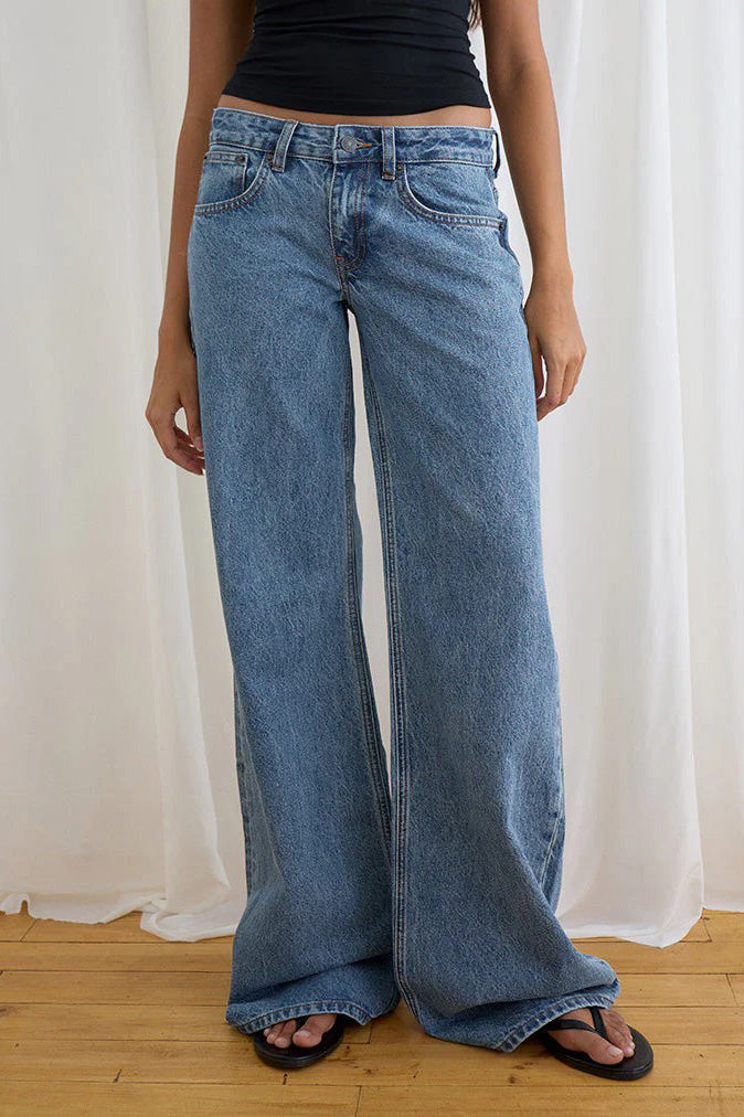 Low Rise Relaxed Wide Leg Jeans