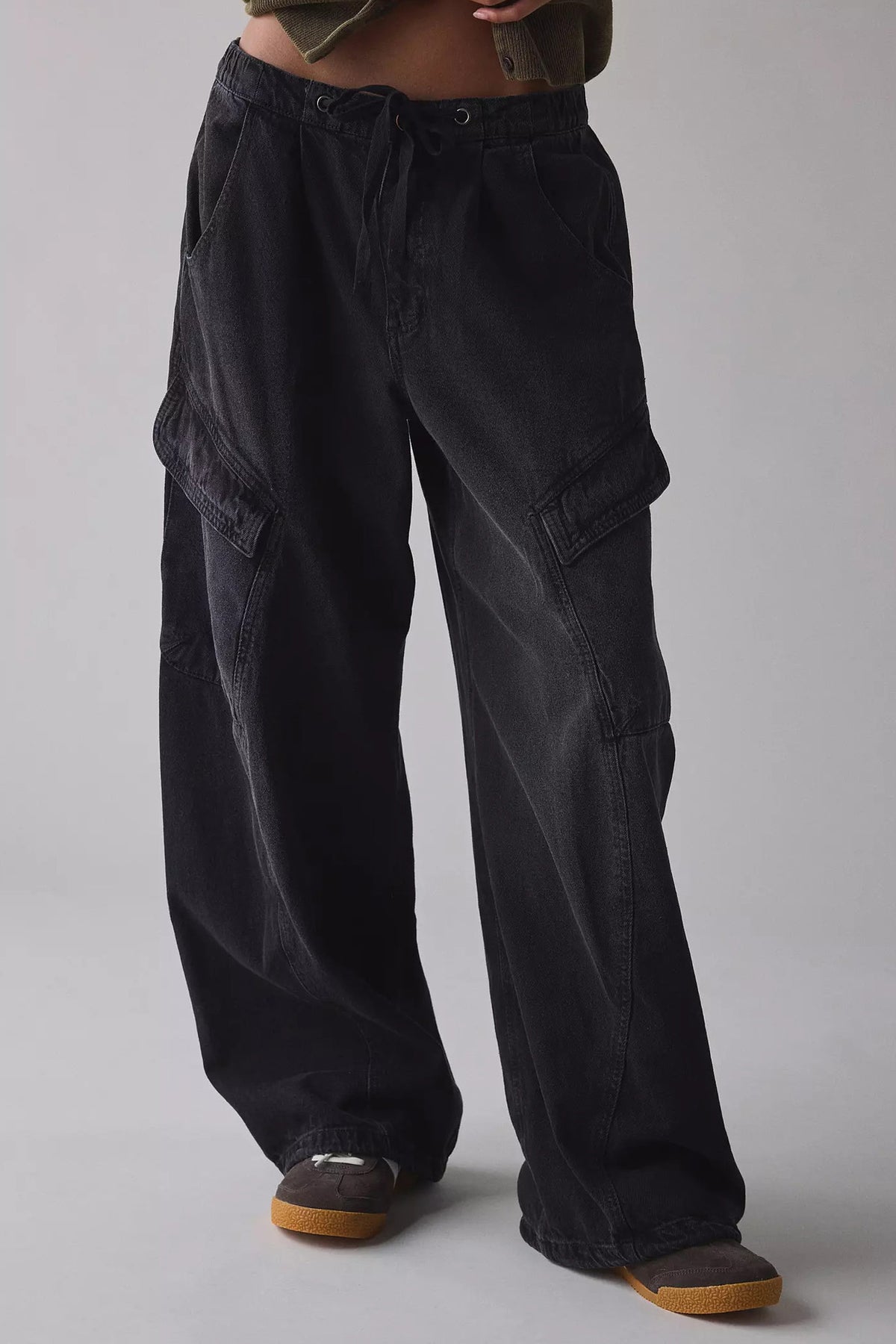 Drawstring Waist Baggy Cargo Jeans