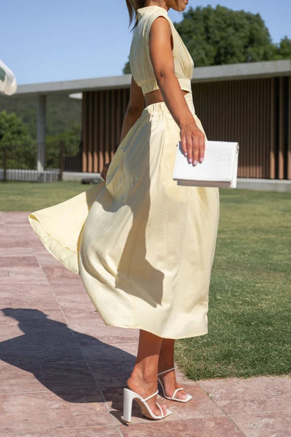Mock Neck Cut Out Pleated Maxi Dress