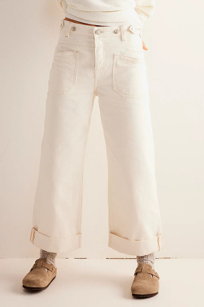 Classic Mid-Rise Comfort Jeans