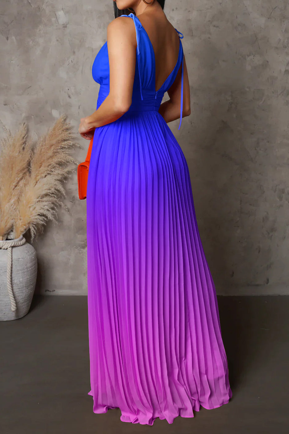 Sleeveless V-neck Pleated Maxi Dress